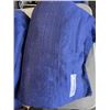 Image 4 : 3 BUNDLES OF 10 4x8 CURTINAS - 30 CURTAINS TOTAL