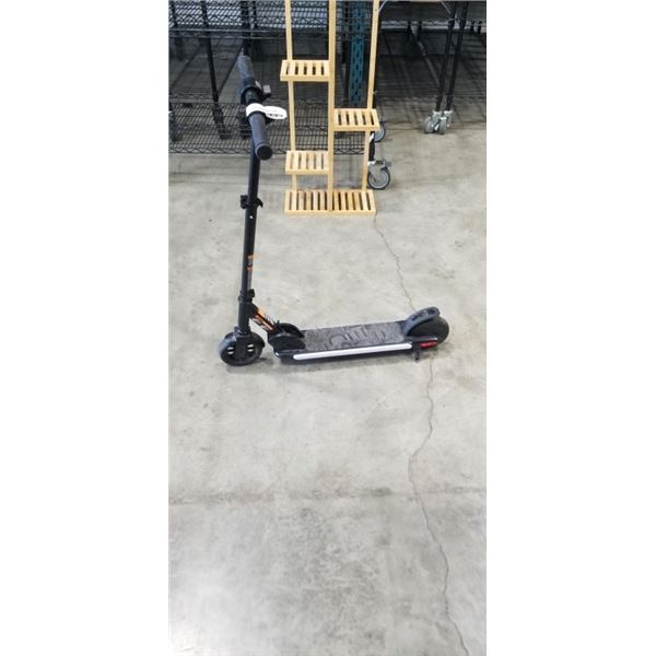 ELECTRIC SCOOTER. CONDITION UNKNOWN