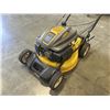 Image 4 : CUB CADET SELF PROPELLED LAWNMOWER