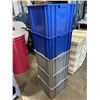 Image 4 : 4 STACKING PARTS BINS APPROX 17" x 17"