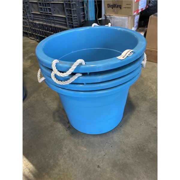 4 FEED BUCKETS