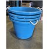 Image 3 : 4 FEED BUCKETS