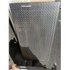 Image 2 : 2 SHEETS CHECKERED PLATES