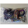 Image 2 : LOT OF VINTAGE GLASS BEADS BRACELETS AND NECKLACE