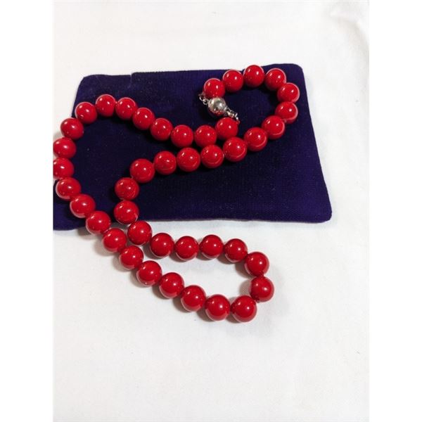 VINTAGE DARK RED BEADS NECKLACE W/ ORIGINAL CLASP