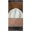 Image 1 : PROACTIVE PILLOW WITH 2 SMALLER PILLOWS
