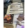 Image 3 : BOX OF BOARD GAMES YOGA MAT AND MORE