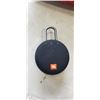 Image 2 : 2 PORTABLE JBL SPEAKERS