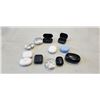 Image 1 : 12 PAIRS OF ASSORTED BLUETOOTH EARBUDS