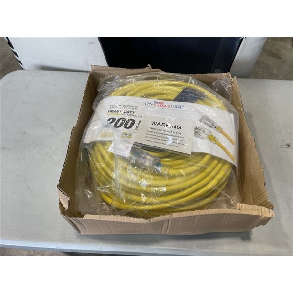 HEAVY DUTY 200 FOOT YELLOW LIGHTED EXTENSION CORD. 10AWG/3C