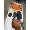 Image 1 : TRAY OF LADIES PURSES
