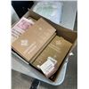 Image 4 : TRAY OF OVERSTOCK INCLUDING 100 CHALK PIECES, BLOOMORA SATIN HEATLESS CURLING KIT, CAFFEINE EYE PATC