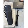 Image 1 : MUSIC STAND AND VIOLIN CASE