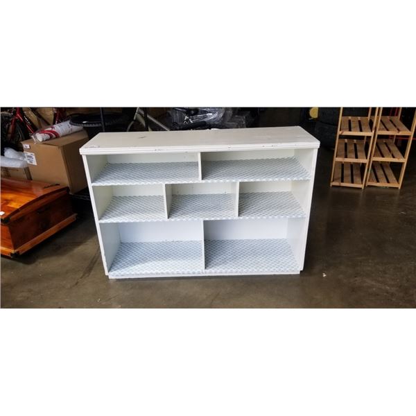 WHITE BOOKSHELF