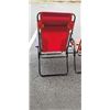 Image 4 : 2 ZERO GRAVITY LOUNGE CHAIRS