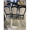 Image 4 : 3 BLACK UPHOLSTERED CHAIRS