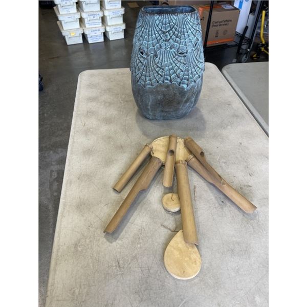 NEW DECORATIVE VASE AND WIND CHIMES