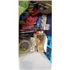 Image 2 : ASSORTED ART SUPPLY AND DESKTOP EASEL