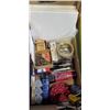 Image 4 : ASSORTED ART SUPPLY AND DESKTOP EASEL