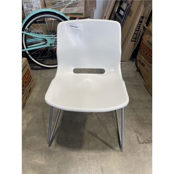 WHITE IKEA SNILLE CHAIR