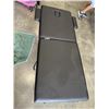 Image 2 : FOLDING BLACK LEATHER MASSAGE TABLE