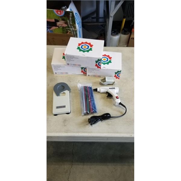 4 NEW HOT GLUE GUN STANDS W/ 20 STICKS
