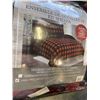 Image 2 : FOLDING SLEEPING MATT AND SHERPA COMFORTER  SET KINGSIZE