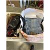 Image 1 : LOT OF JEANS, JACKETS, AND LADIES PURSES