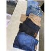 Image 2 : LOT OF JEANS, JACKETS, AND LADIES PURSES