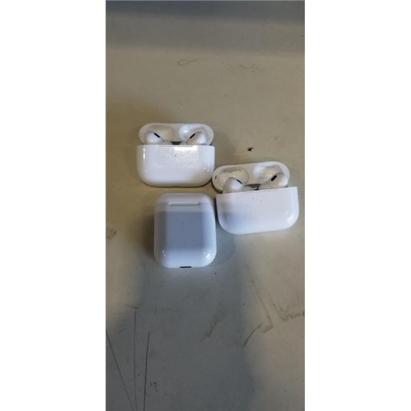 3 PAIR OF LOST PROPERTY AIRPODS UNKOWN CONDITION