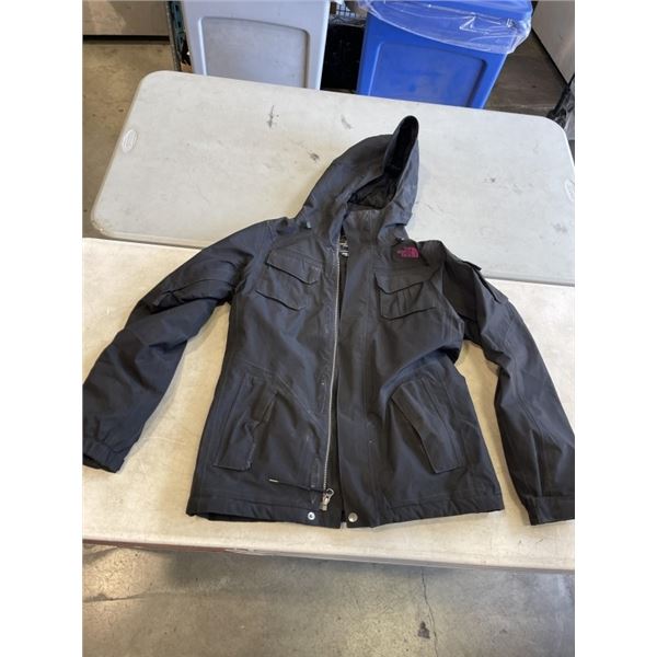 LADIES SIZE SMALL NORTH FACE WINTER JACKET