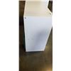 Image 3 : WHITE 8 CUBBY CUBICLE SHELF W/ 4 BINS