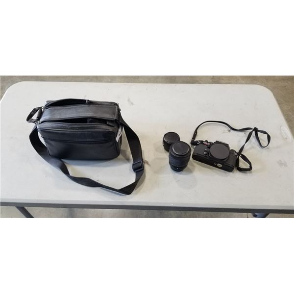 VINTAGE RICOH CAMERA IN SOFT CASE. KR-5 SUPER