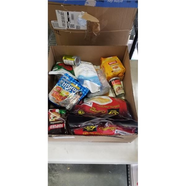TRAY OF FOOD ITEMS INCLUDING 2 PACKS OF COFFEEMIX 3 IN 1 INSTANT COFFEE, PALDO BIBIMMEN SPICE SWEET 