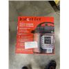 Image 3 : INSTANT POT DUO V5 7-IN-1 6QT PRESSURE COOKER - TESTED WORKING, RETAIL $159