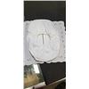 Image 3 : CASE OF NEW ASSORTED LACE AND LINEN ITEMS