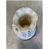 Image 3 : BEELEEK SHAMROCK VASE
