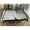 Image 3 : BLUE CARRY ON SUITCASE