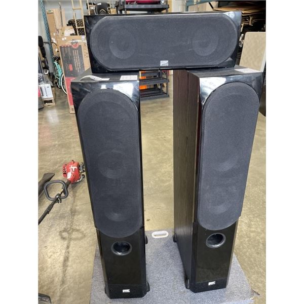 PAIR OF SINCLAIR AUDIO TOWER SPEAKERS MODEL SA265 AND CDENTRE SPEAKER SA-500C