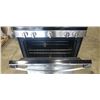 Image 3 : GE STAINLESS GAS RANGE, GOOD WORKING CONDITION