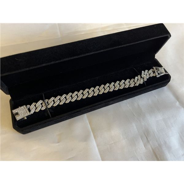 NEW PLATINUM PLATED 14.0MM SUMULATED DIAMOND (CZ) ICED OUT CUBAN LINK BRACELET, 8" LONG