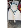 Image 5 : 3 BADMINTON RACKETS AND 2 TENNIS RACKETS. WITH 3 SOFT CASES.