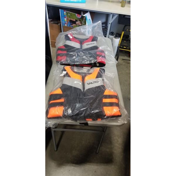2 SIZE MEDIUM SOFT LIFE JACKETS