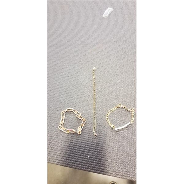 GOLD TONE LINKS BRACELETS