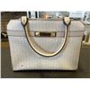 Image 2 : GUESS HANDBAG, ZIPPERED POUCH AND ID HOLDER. UNATHENTICATED