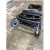 Image 3 : BLACK 4 WHEEL PET STROLLER