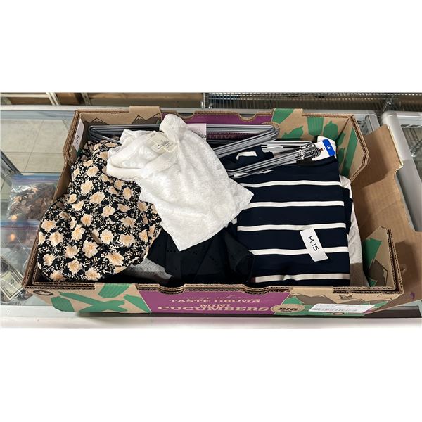 9 ASSORTED TOPS. ALL LADIES MEDIUM AND LARGE SIZES
