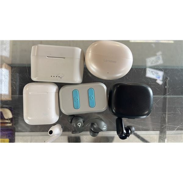 ASSORTED EARBUDS & EARBUD CASES
