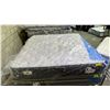 Image 2 : KINGSDOWN KING SIZE MATTRESS