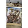 Image 4 : (4) BAGS OF ASSORTED PENNIES, WORLD COINS & TOKENS